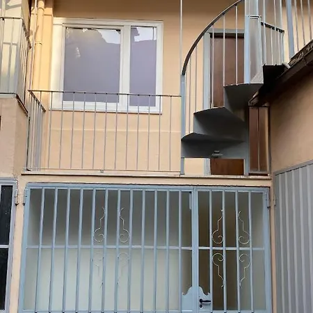 Casetta Roero: Un Nido Nel Centro Storico Di Asti Apartmán Asti