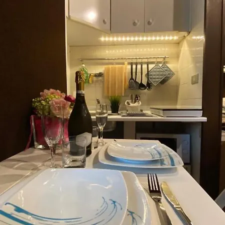 Casetta Roero: Un Nido Nel Centro Storico Di Asti Apartmán Asti