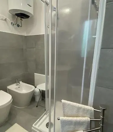 Apartment Casetta Roero: Un Nido Nel Centro Storico Di Asti