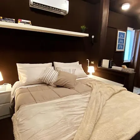 Casetta Roero: Un Nido Nel Centro Storico Di Apartment